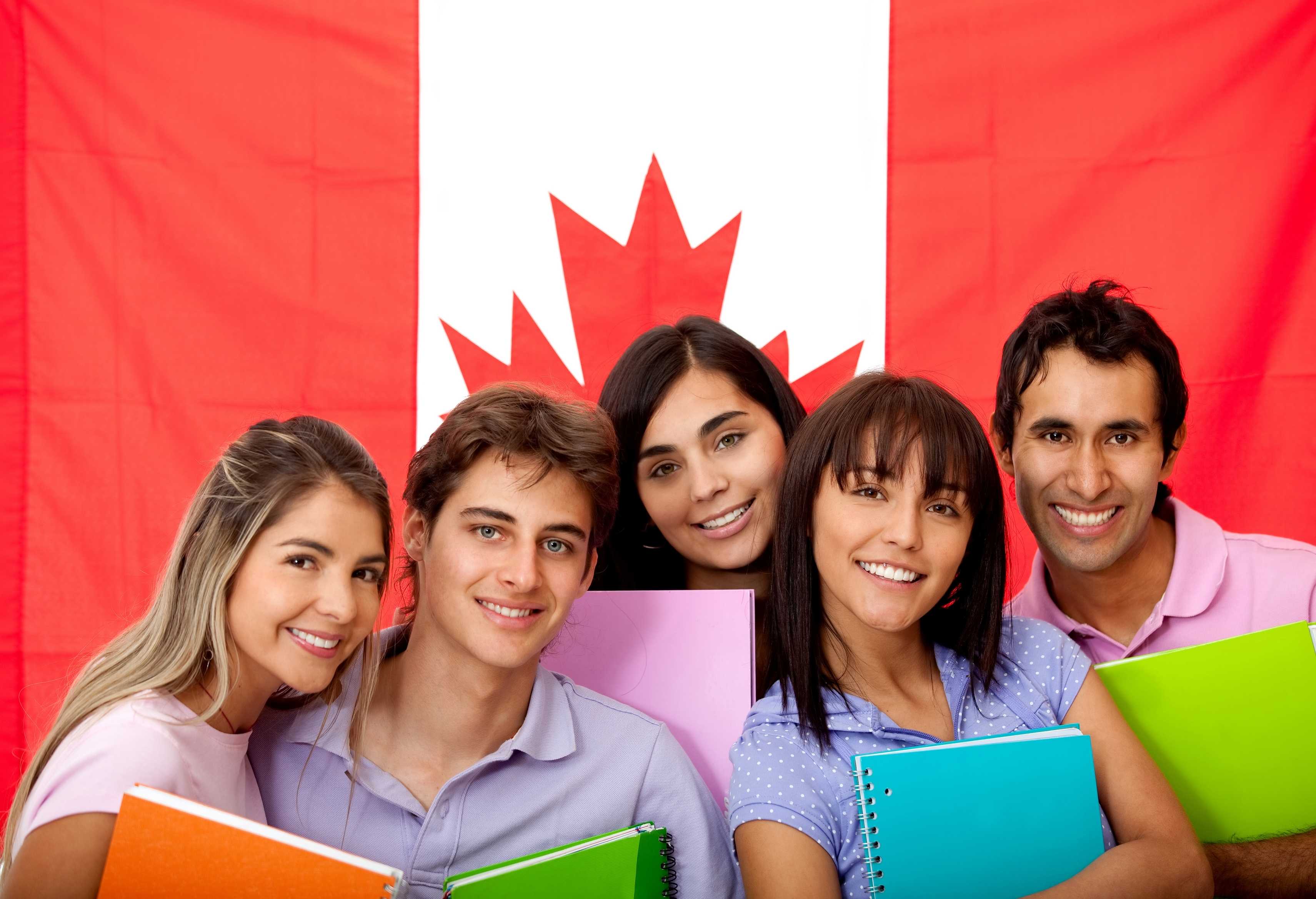 DU HỌC SINH VIỆT NAM HƯỞNG LỢI GÌ TỪ NHỮNG CHÍNH SÁCH MỚI CỦA CANADA? 